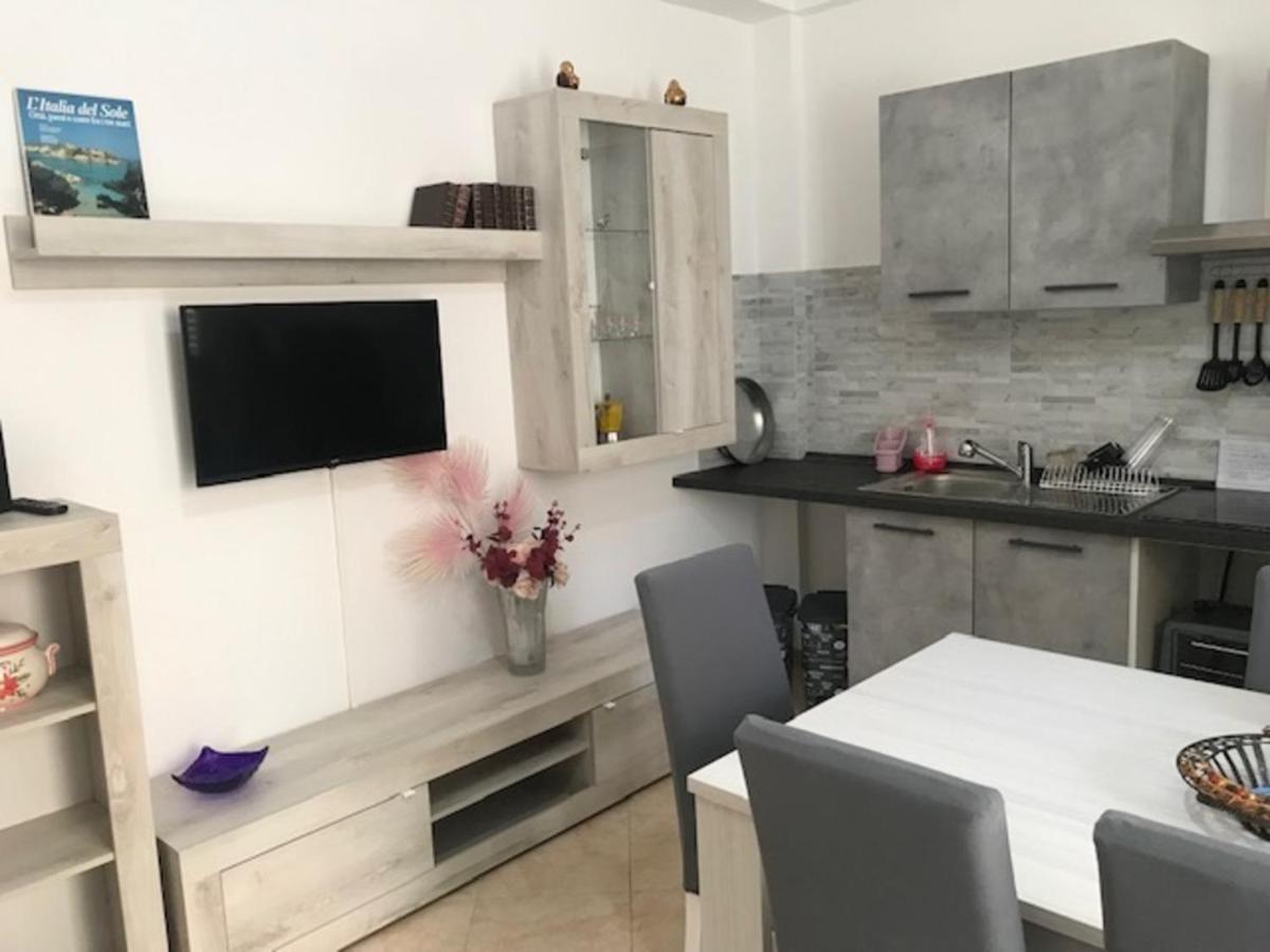 Appartamento 60 Mq A 800 Mt Dalla Spiaggia 카파치 외부 사진